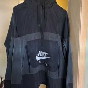 Black Nike Windbreaker Half Zip Pullover With Pouch